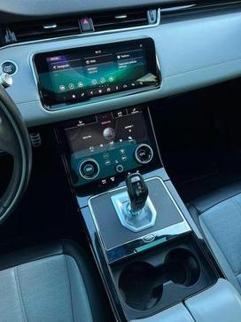 LR EVOQUE P300 HSE RDY