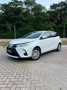 TOYOTA YARIS HA XL15