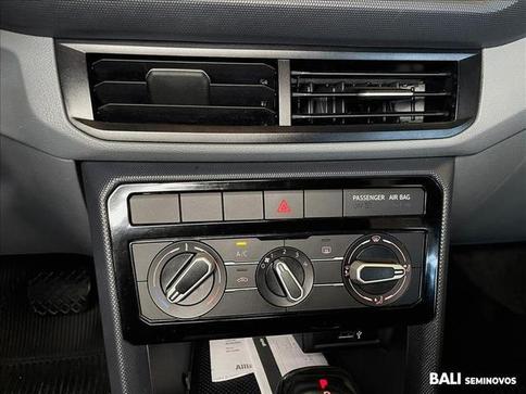 VOLKSWAGEN T-CROSS 1.0 200 TSI TOTAL FLEX AUTOM�TICO