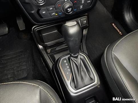 JEEP RENEGADE 1.3 T270 TURBO FLEX LONGITUDE AT6