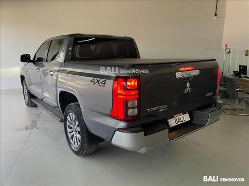 MITSUBISHI L200 TRITON 2.4 16V TURBO DIESEL SPORT HPE CD 4P 4X4 AUTOM�TICO