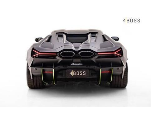 LAMBORGHINI REVUELTO 6.5 V12 PHEV AMT