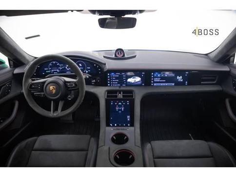PORSCHE TAYCAN GTS EL�TRICO