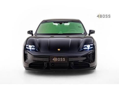 PORSCHE TAYCAN GTS EL�TRICO