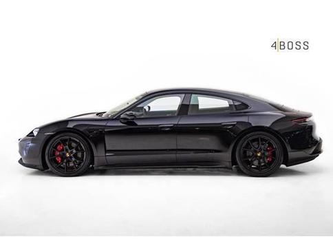 PORSCHE TAYCAN GTS EL�TRICO