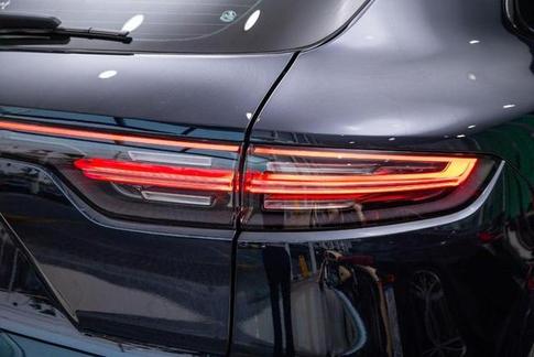 PORSCHE CAYENNE TURBO