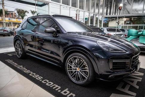PORSCHE CAYENNE TURBO