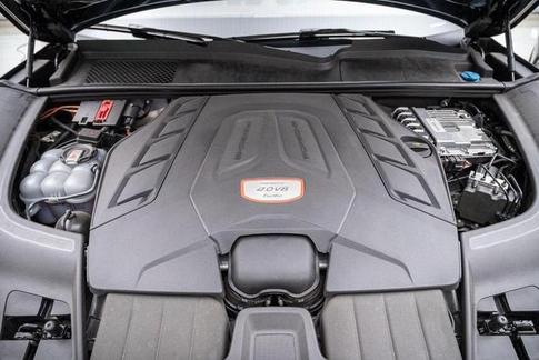 PORSCHE CAYENNE TURBO