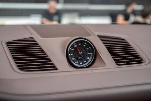 PORSCHE CAYENNE TURBO