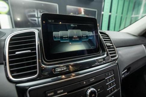 MERCEDES-BENZ GLE350D