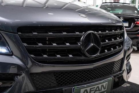 MERCEDES-BENZ ML350BLUETEC