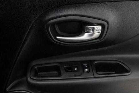 JEEP RENEGADE LGTD T270