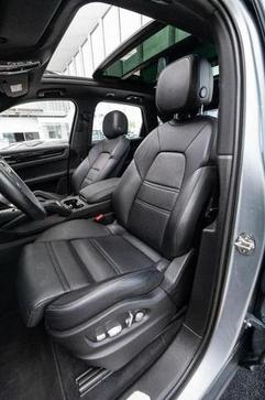 PORSCHE CAYENNE PHEV