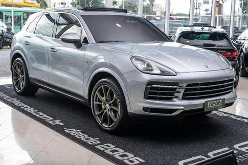 PORSCHE CAYENNE PHEV