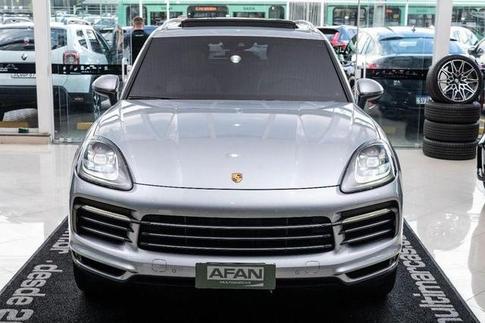PORSCHE CAYENNE PHEV