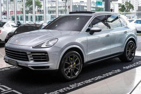 PORSCHE CAYENNE PHEV