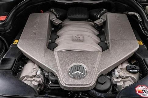 MERCEDES-BENZ C 63 AMG