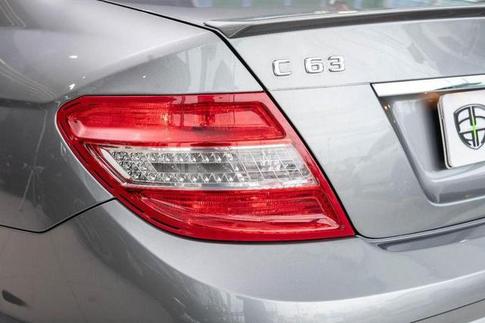 MERCEDES-BENZ C 63 AMG