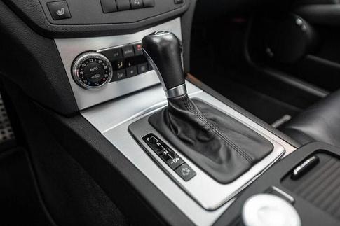 MERCEDES-BENZ C 63 AMG