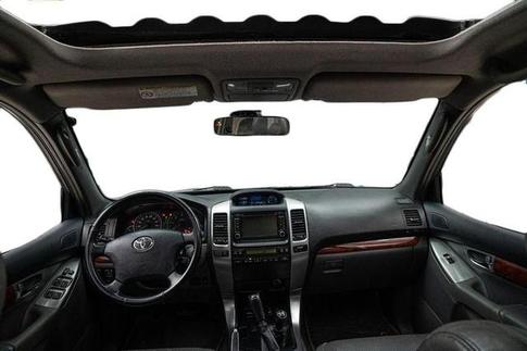 TOYOTA LAND CRUISER PR