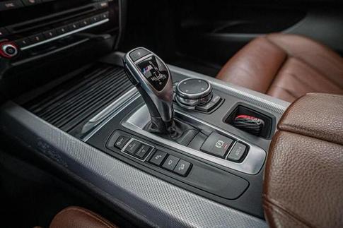BMW X5 M50D