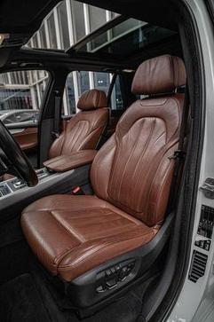 BMW X5 M50D