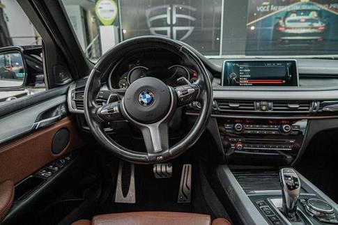 BMW X5 M50D