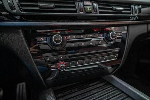BMW X5 M50D