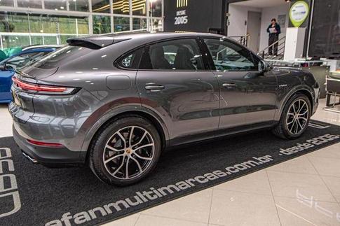 PORSCHE CAYENNE CP PHE