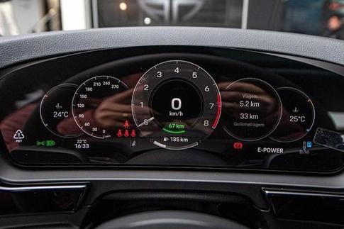 PORSCHE CAYENNE CP PHE