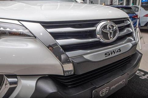 TOYOTA HILUX SWSRXA4FD