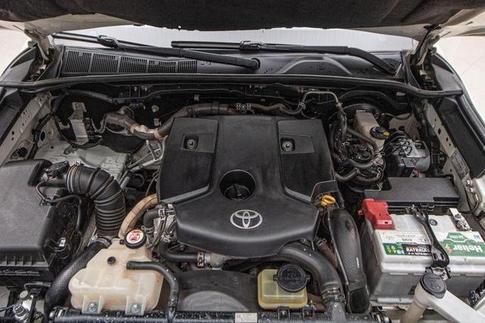 TOYOTA HILUX SWSRXA4FD