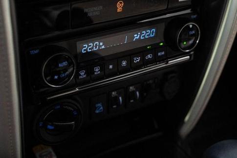 TOYOTA HILUX SWDMDA4MD