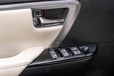 TOYOTA HILUX SWDMDA4MD