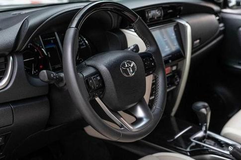 TOYOTA HILUX SWDMDA4MD