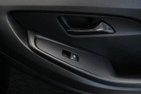 HYUNDAI CRETA TA NLINE