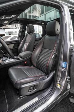 LAND ROVER DISC SPT P250FF SE RD