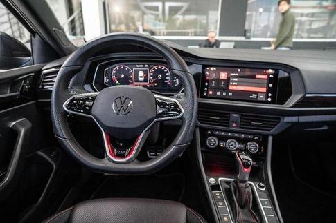 VOLKSWAGEN JETTA GLI