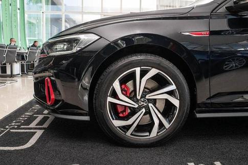 VOLKSWAGEN JETTA GLI