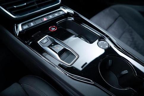 AUDI E TRON GT