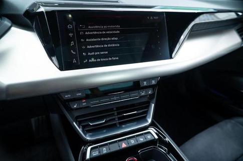 AUDI E TRON GT