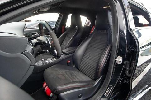 MERCEDES-BENZ A45AMG4M