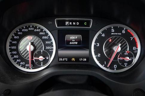 MERCEDES-BENZ A45AMG4M