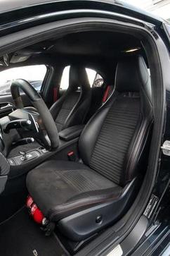 MERCEDES-BENZ A45AMG4M