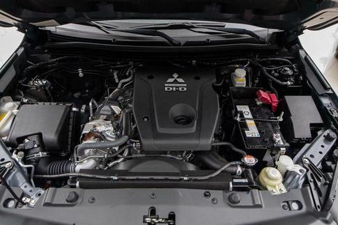 MITSUBISHI MMC PAJERO SPORT HPE