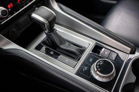 MITSUBISHI MMC PAJERO SPORT HPE