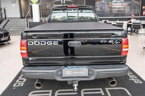 DODGE DAKOTA R/T V-8 5.2 2P