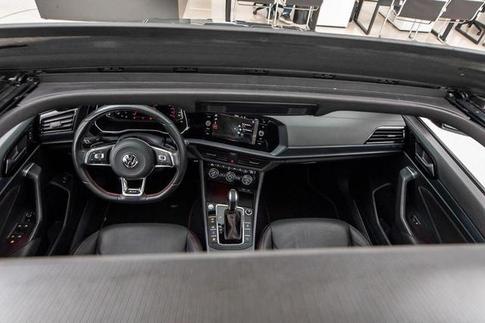 VOLKSWAGEN JETTA GLI AG