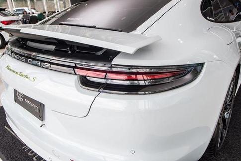 PORSCHE PANAMERA TSEHY