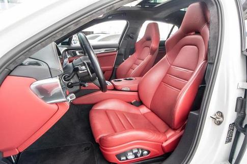 PORSCHE PANAMERA TSEHY